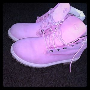 pink timberlands 💞